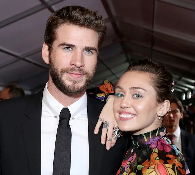 Miley Cyrus & Liam Hemsworth